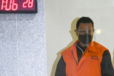 Panas! Mensos Juliari Sunat Bansos Covid-19 10 Ribu, KPK dapat Info Ternyata 100 Ribu