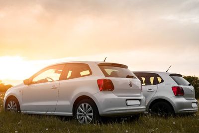 81% Mobil di Seluruh Dunia Kini Miliki Warna Putih, Hitam, dan Abu-Abu