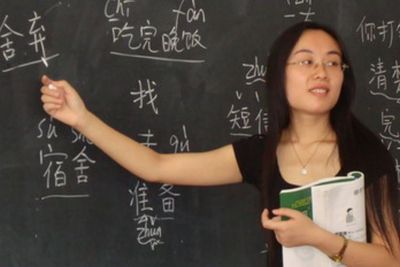 Para Pelaku Pariwisata Indonesia Diajarkan Bahasa Mandarin