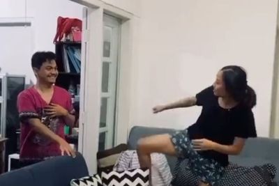 Mungkin Begini Rasanya Jika Kita Menikahi Sahabat Kita: Pasangan Rasa Teman...