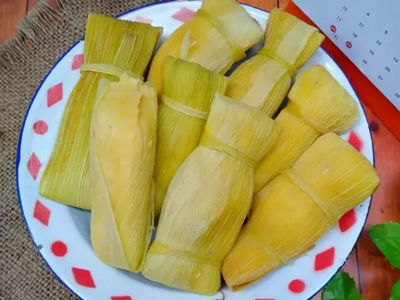 Filosofi Lepet: Bukan Sekadar Makanan, tapi Simbol Silaturahmi yang Erat!