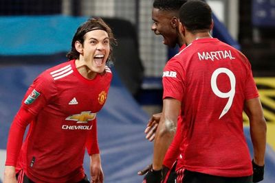 Cavani dan Martial Antar MU ke Semifinal dan akan Bertemu Tetangga Berisik