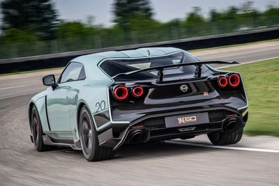FOTO: Mobil Nissan GT-R50 Buatan Italdesign dengan Harga Rp14 Miliar!