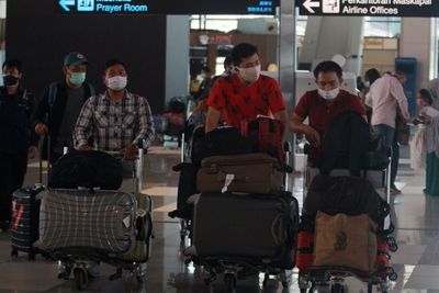 Pemerintah Larang Semua WNA Masuk ke Indonesia, Bagaimana Nasib WNI?