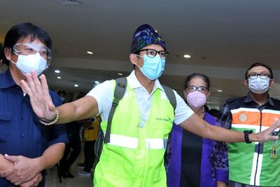 Sandiaga Uno Klaim Silang Pendapat soal Wisata Halal Sudah Selesai