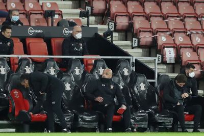 Catat Rekor Kasus Covid-19, Liga Inggris Kemungkinan Dihentikan