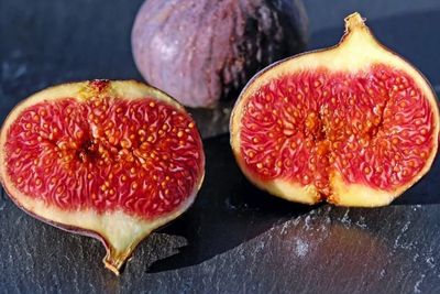 Mengenal Buah Tin, Buah Populer di Banyak Agama