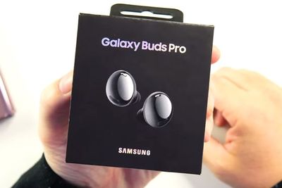 Video Hands-On Galaxy Buds Pro Muncul di YouTube, Padahal Belum Diumumkan!