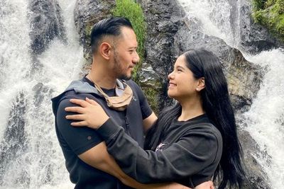 Pamer Kemesraan di Curug Bareng Suami, Annisa Pohan Bikin Netizen Iri