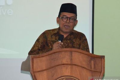 MUI Sebut Fatwa Vaksin Covid-19 Terbit Sebelum Jokowi Divaksinasi