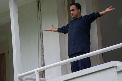 Tagar #TangkapAniesBaswedan Trending Topic di Twitter