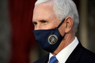 Beda dengan Donald Trump, Mike Pence akan Hadiri Pelantikan Joe Biden