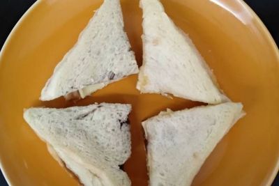 Bosan Makan Roti Bakar? Yuk Cobain Bikin Roti Kukus Isi Coklat