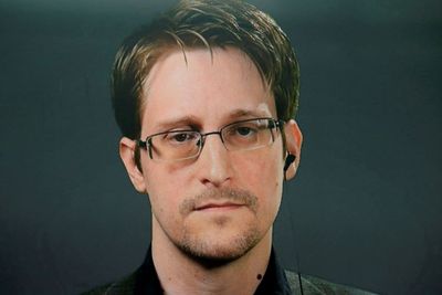 Tak Cuma Elon Musk, Edward Snowden Juga Sarankan Gunakan Aplikasi Signal!