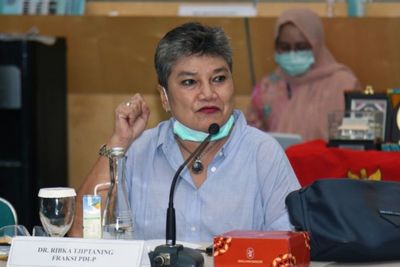 Ribka Tjiptaning Sebut Memaksa Rakyat untuk Divaksin adalah Pelanggaran HAM