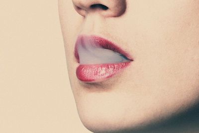 Ternyata Penyebab Bibir Kamu Menghitam Karena Ini