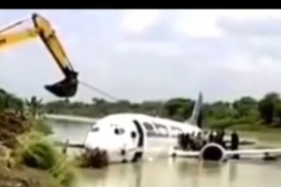 Mesin Mati di Udara, Pilot Garuda Mendarat Darurat di Sungai, Teriak Allahuakbar!
