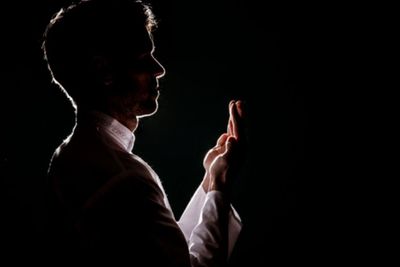 Doa Orang Meninggal Untuk Laki-laki dan Perempuan, Lengkap!