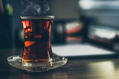 Teh atau Kopi, Mana yang Lebih Baik Jaga Kesehatan?