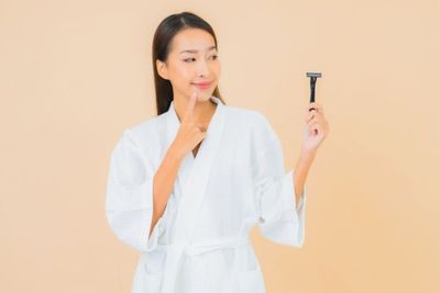 Stop Lakukan 4 Kebiasaan Ini Jika Tidak Ingin Kulit Ketiak Kamu Gelap