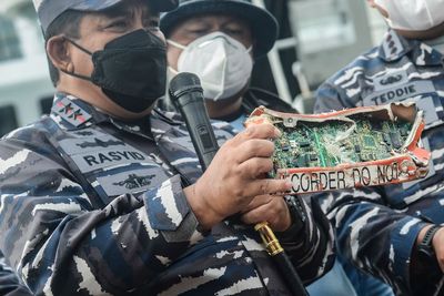 Baru Temukan Casing CVR Kotak Hitam Sriwijaya Air, SAR Gabungan Fokus Temukan Memori CVR