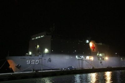 Kirim Bantuan untuk Korban Gempa Bumi di Mamuju, TNI AL Libatkan KRI dr Soeharso