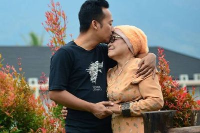 Denny Cagur Ungkap Permintaan Terakhir Sang Ibunda Sebelum Meninggal Dunia
