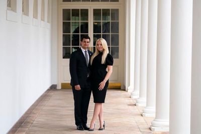 Putri Donald Trump Mengumumkan Pertunangannya Sehari Sebelum Jabatan Ayahnya Berakhir