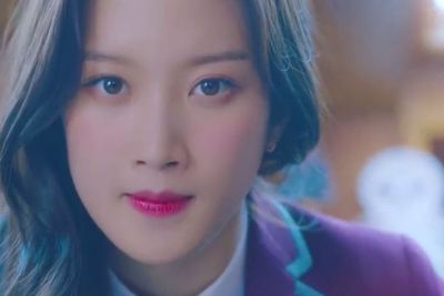 Yuk, Intip Skincare yang Dipakai Moon Ga Young dalam Drama True Beauty