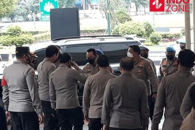 Calon Kapolri Terpilih Listyo Sigit Hadiri Rapat Paripurna DPR