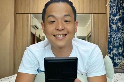 Pandji Dikritik karena Chat Karyawan Tengah Malam, Ernest Prakasa: Kata Gue Sih Biasa Aja