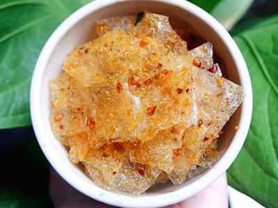 Berbahan Dasar Tepung Tapioka, Ini Dia Cara Membuat Keripik Kaca Pedas