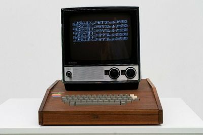 Salah Satu Komputer Apple 1 Original Buatan Steve Jobs Terjual Rp21 Miliar!