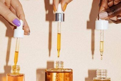 Buat Wajah Kinclong, Ini 4 Rekomendasi Face Oil Produk Lokal Terbaik