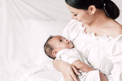 8 Rekomendasi Makanan Pelancar ASI bagi Ibu Menyusui
