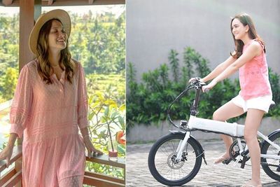 Unggah Foto Asyik Gowes Pakai Sendal Jepit, Shandy Aulia Dipuji Kayak Anak SMP