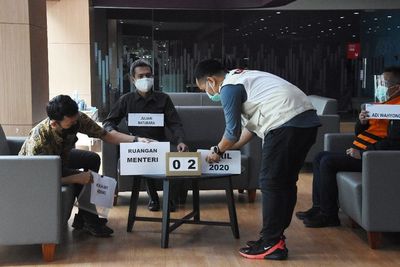 KPK Gelar Rekonstruksi Suap Bansos, Muncul Nama Kader PDIP Ihsan Yunus, Apa Perannya?