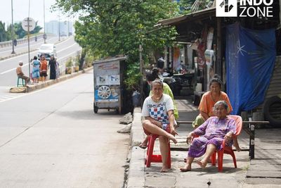 UPDATE CORONA 2 Februari: Kasus Positif Tambah 10.379, Sembuh 12.848