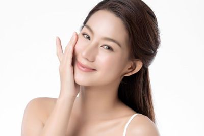 Kandungan Skincare yang Bantu Merawat Pori-pori Agar Terlihat Cerah dan Awet Muda
