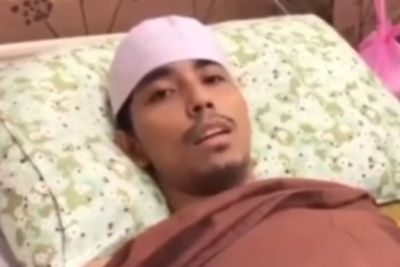 Viral Video Ustadz Maaher saat Tengah Sakit, Terbaring Lemah, Isi Pesannya Menyentuh