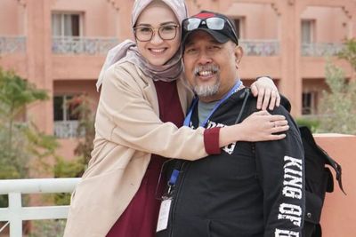 Sambil Berkaca-kaca, Indro Warkop Ucapkan Selamat Ulang Tahun untuk Anak