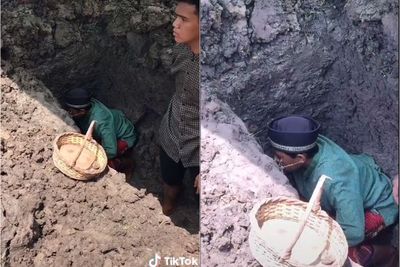 Momen Anak yang Kumandangkan Adzan Untuk Jenazah Ayahnya di Kuburan, Bikin Netizen Sedih