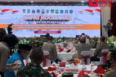 Rapat Bahas PPKM, Kapolda Metro Tawarkan Program Kampung Tangguh ke Pemerintah