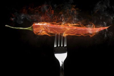 Ampuh! Begini Trik Atasi Rasa Pedas Terbakar di Mulut Sehabis Makan Cabai