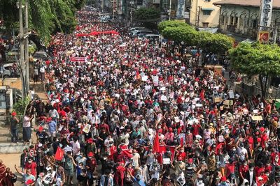Militer Myanmar Minta Warga Hentikan Demo, Bawa-bawa Pandemi Corona Sebagai Tameng