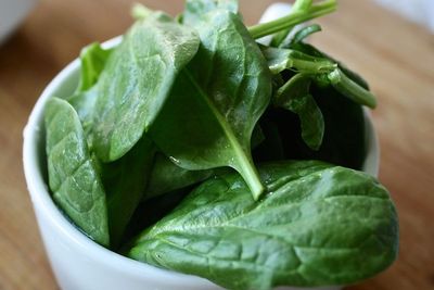Dua Resep Sederhana Sayur Bayam yang Bisa Kamu Bikin di Rumah