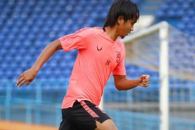 Jadwal Kompetisi Tak Pasti, Pemain Timnas Abdul Rachman Banting Stir Jajal Badminton 