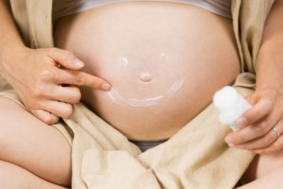 Persiapan Penting Bumil Trimester Akhir, dari Fisik hingga Mental