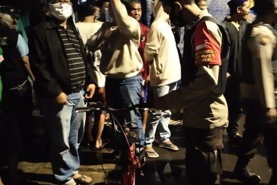 Nekat Curi Sepeda hingga Dijual di Medsos, Berujung Babak Belur Dihakimi Warga