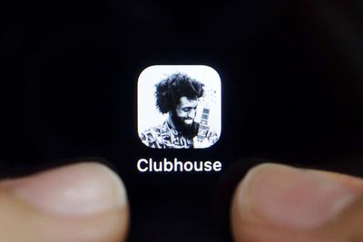 Banyak Orang Sediakan Jasa Undangan ke Aplikasi Clubhouse, Amankah?